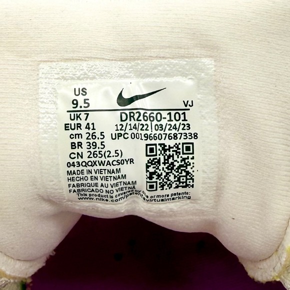 Nike Invincible Run 3 Sail Fuchsia Yellow ZoomX Running Shoes DR2615-101 - Picture 12 of 12